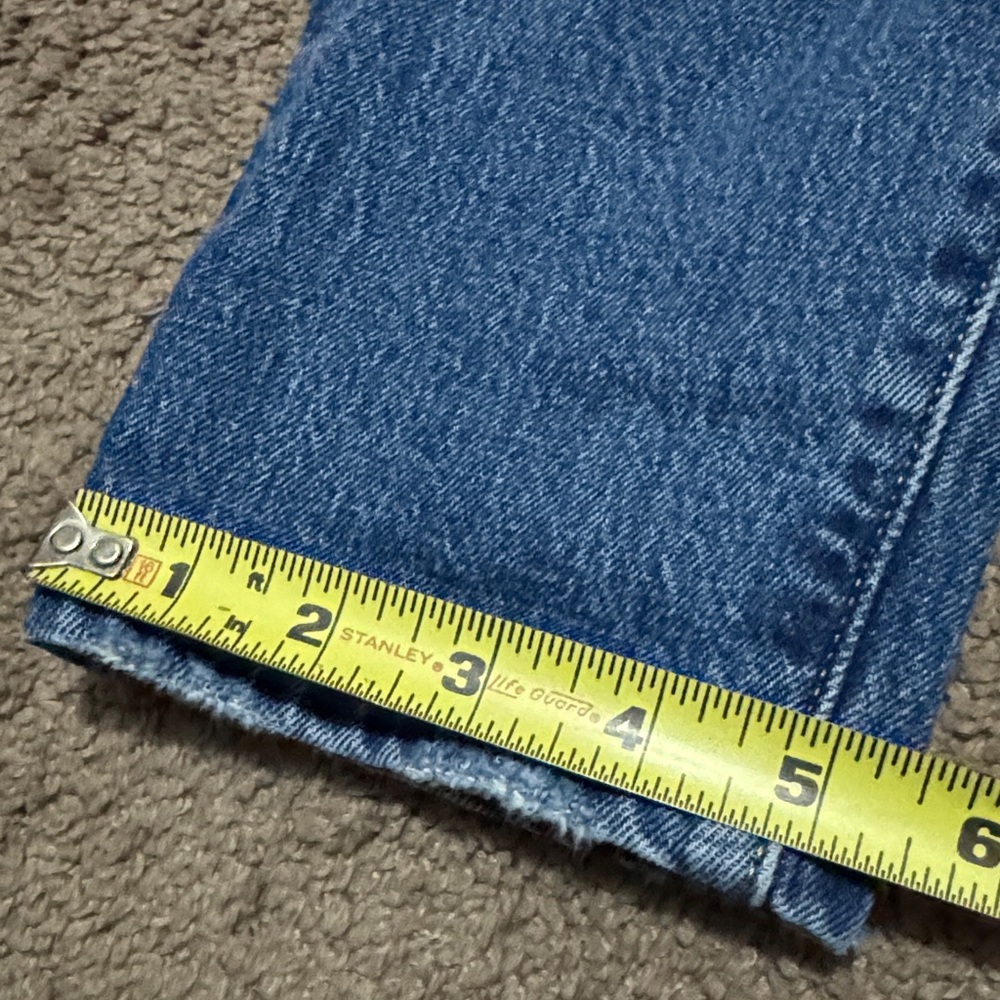 Levi’s 501 Skinny Distressed Jean-Tagged 26x30 Wmns size-Med Wash-99 Cotton-EUC - Picture 7 of 15